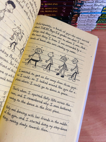 Diary of a Wimpy Kid (কিশোর Level 2)
